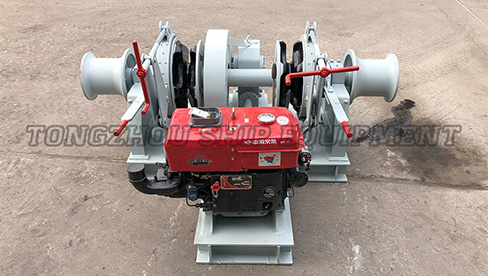 Kindlass chạy bằng động cơ diesel